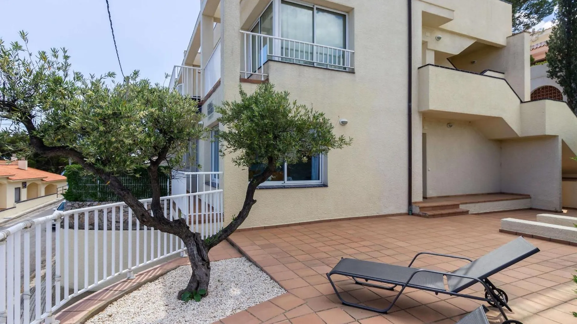Appartement Planta Baja Tranquila Con Terraza, Wifi, Garaje, Satelite A 50M De La Playa En Les Tonyines, Llanca - Es-228-13