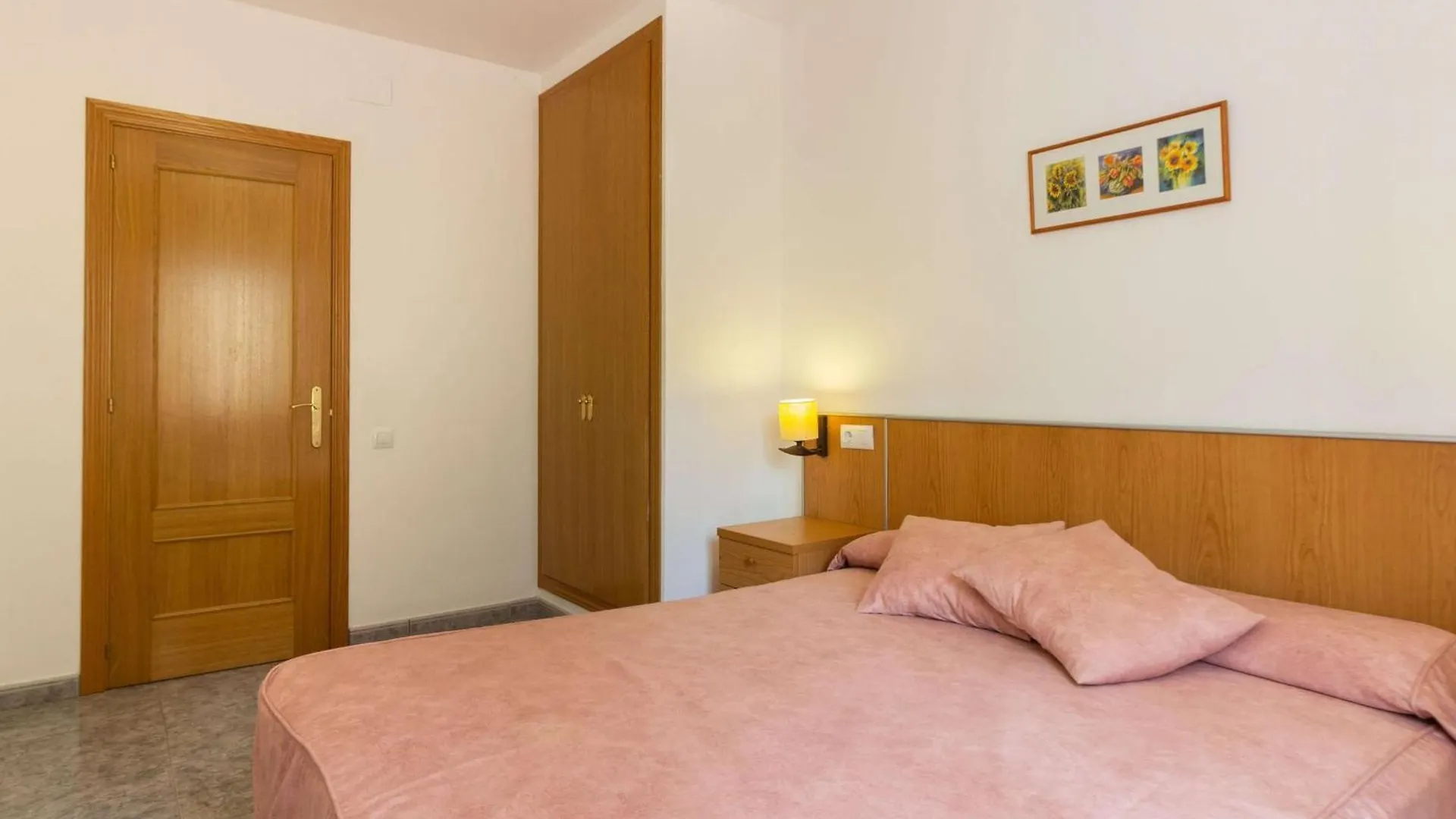 Appartement Planta Baja Tranquila Con Terraza, Wifi, Garaje, Satelite A 50M De La Playa En Les Tonyines, Llanca - Es-228-13 0*,  Espagne