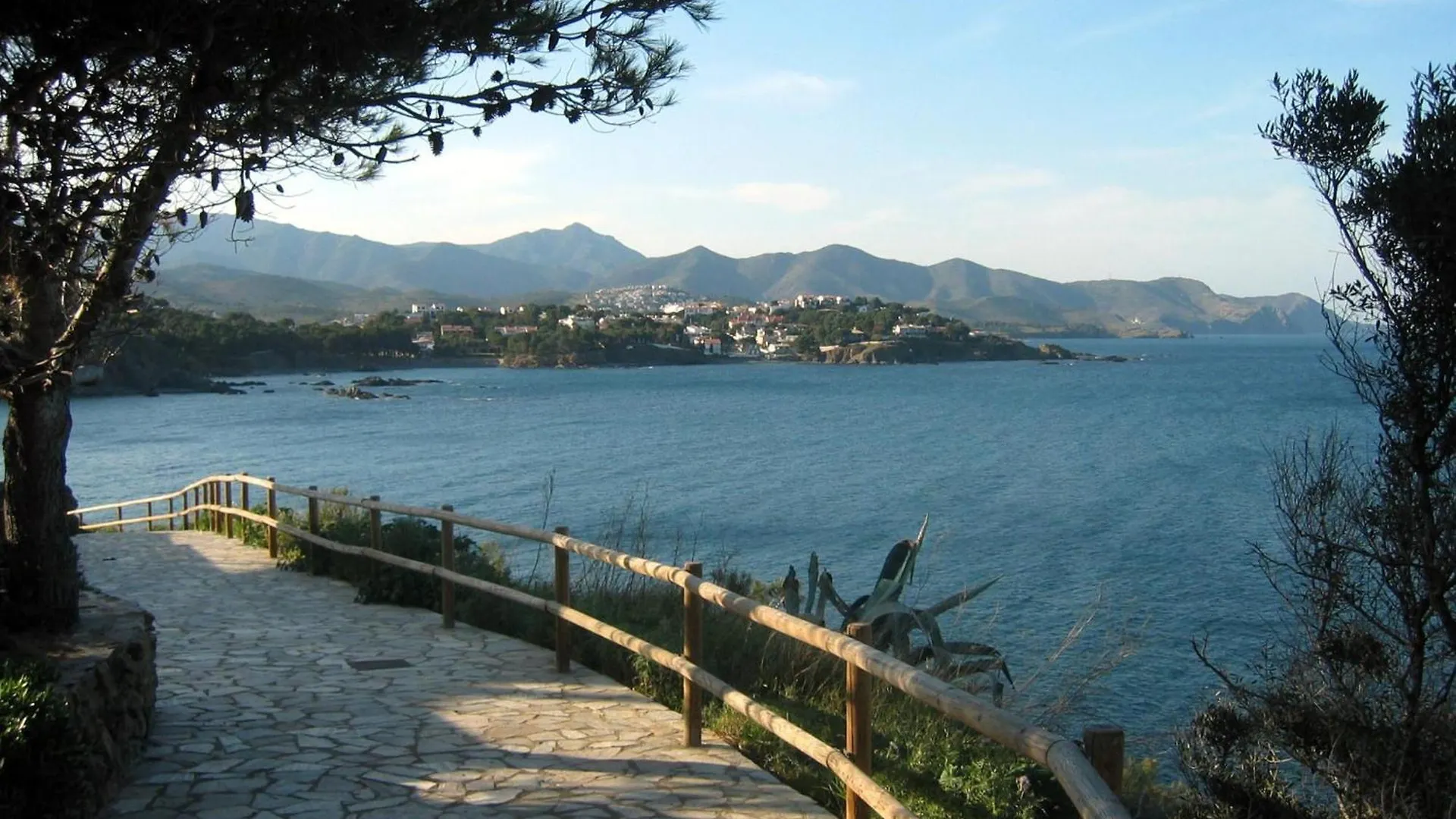Appartement Planta Baja Tranquila Con Terraza, Wifi, Garaje, Satelite A 50M De La Playa En Les Tonyines, Llanca - Es-228-13